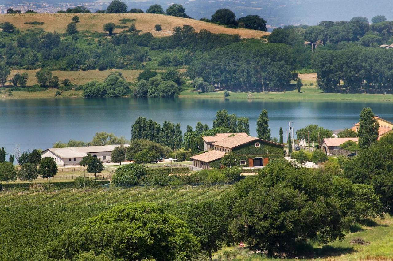 Agriturismo Potrero Grande Sul Lago Di Martignano Con Spiaggia Campagnano Di Roma Extérieur photo